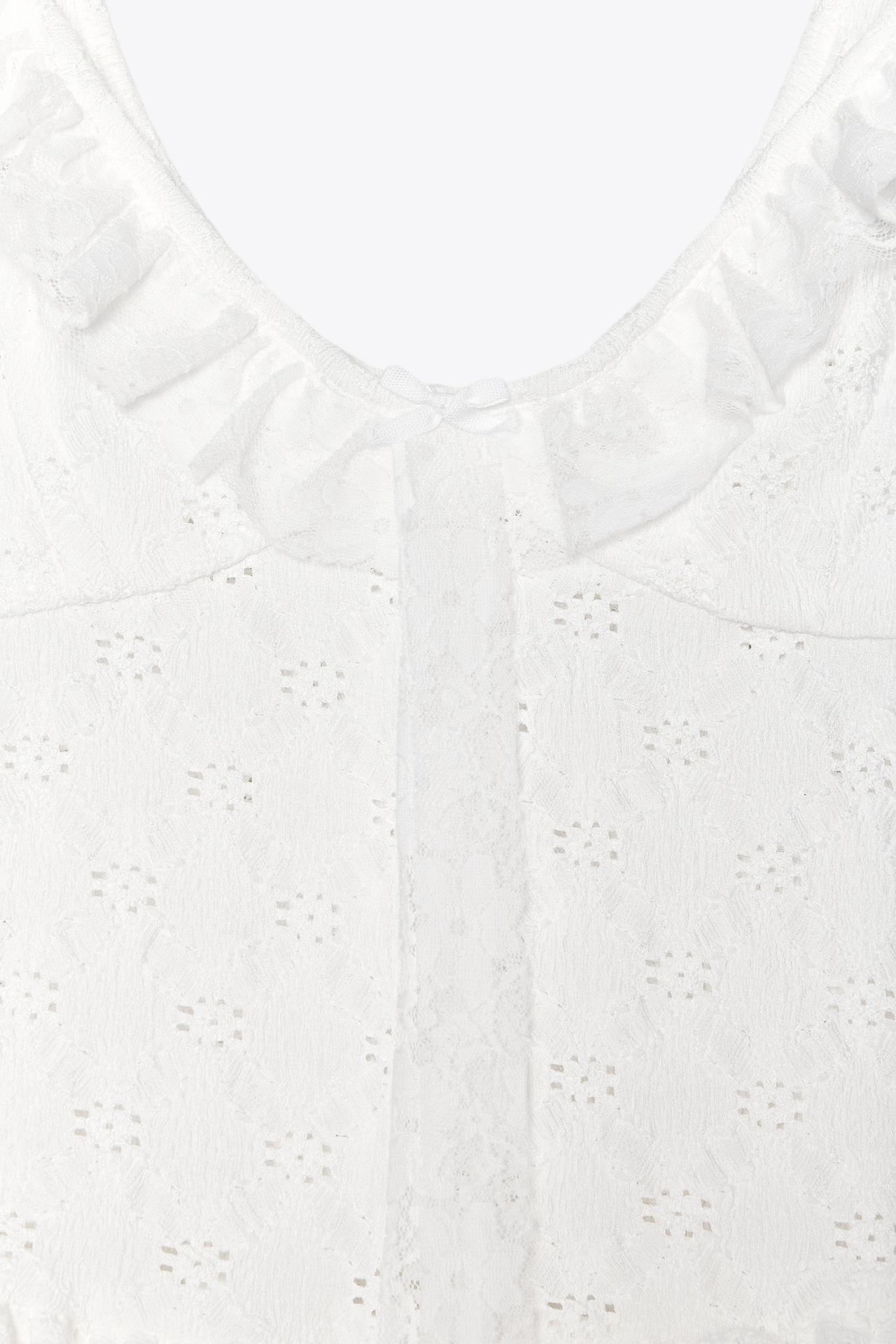 SPITZENTOP MIT RÜSCHEN WEISS