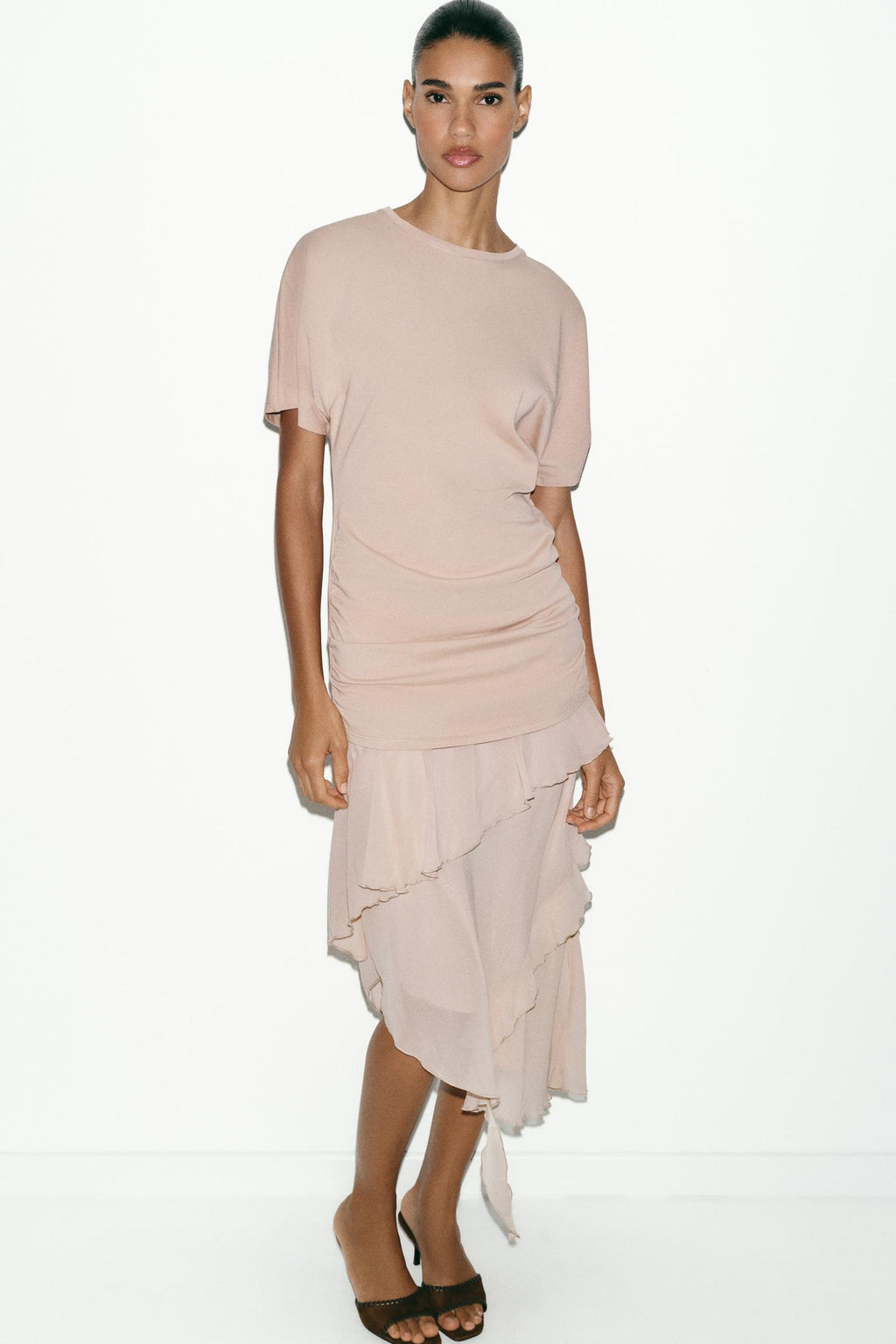 ROBE BIMATIÈRE À VOLANTS
