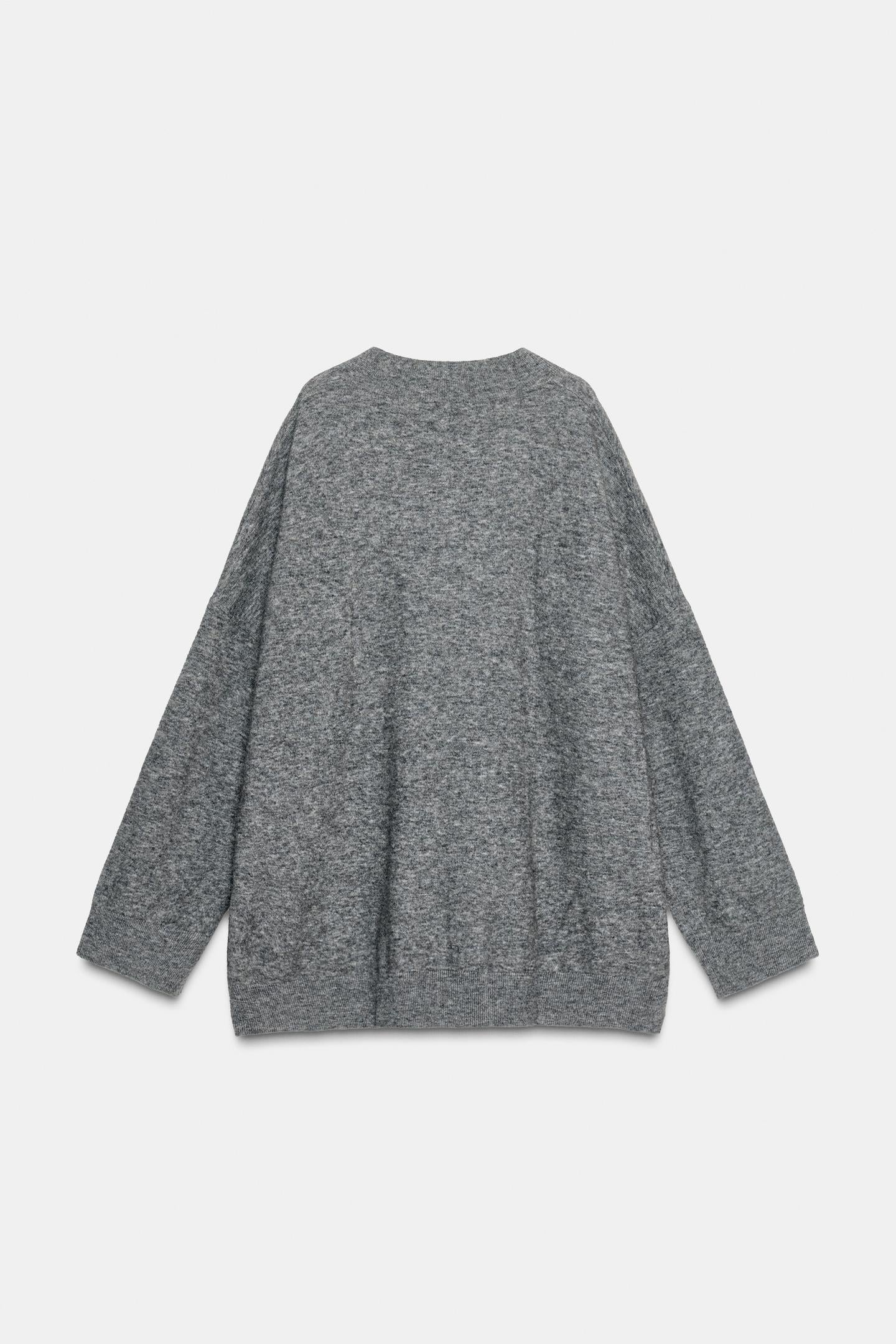 PULL OVERSIZE AVEC LAINE