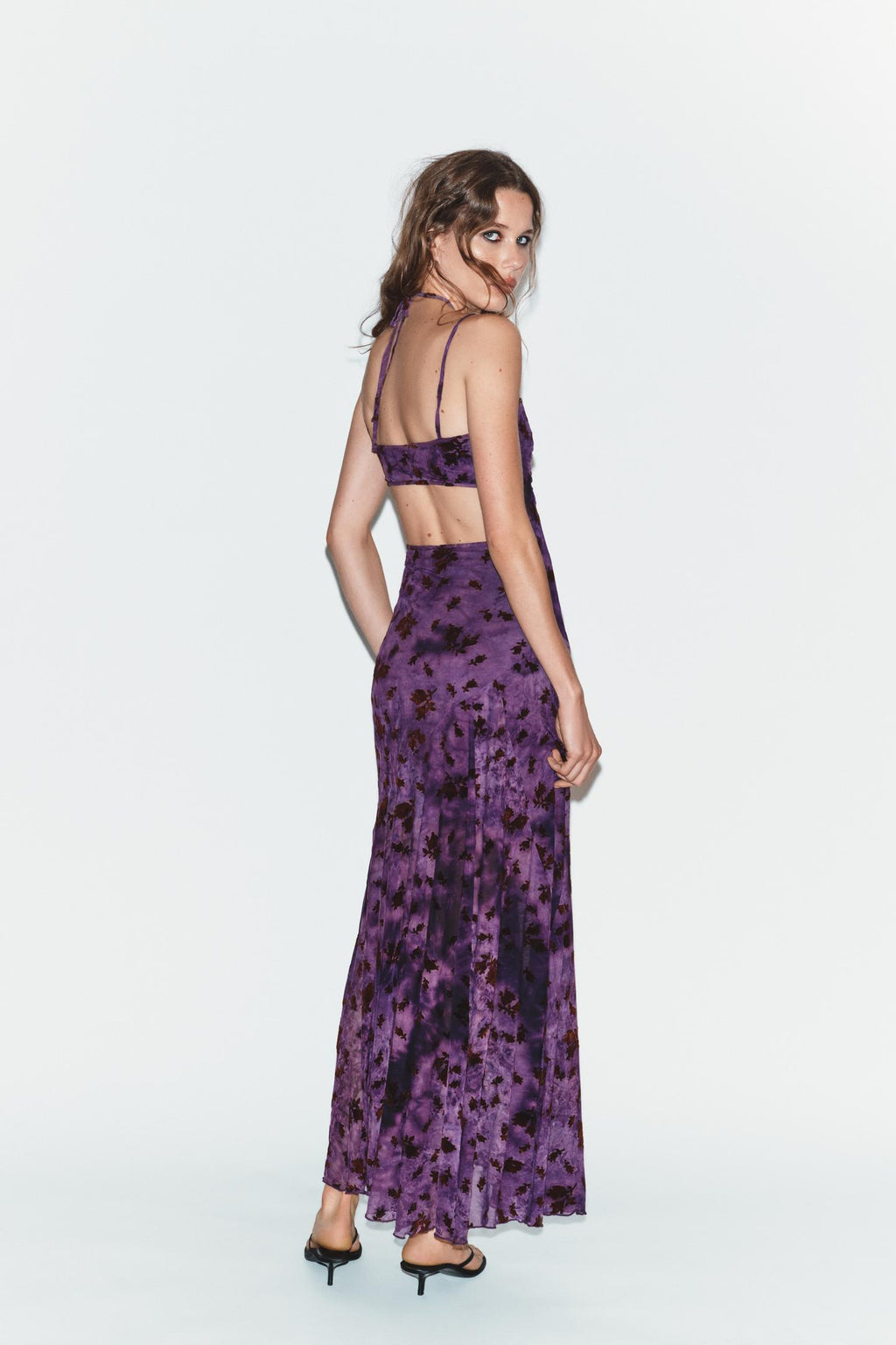 ROBE LONGUE EN TULLE FLOQUÉE