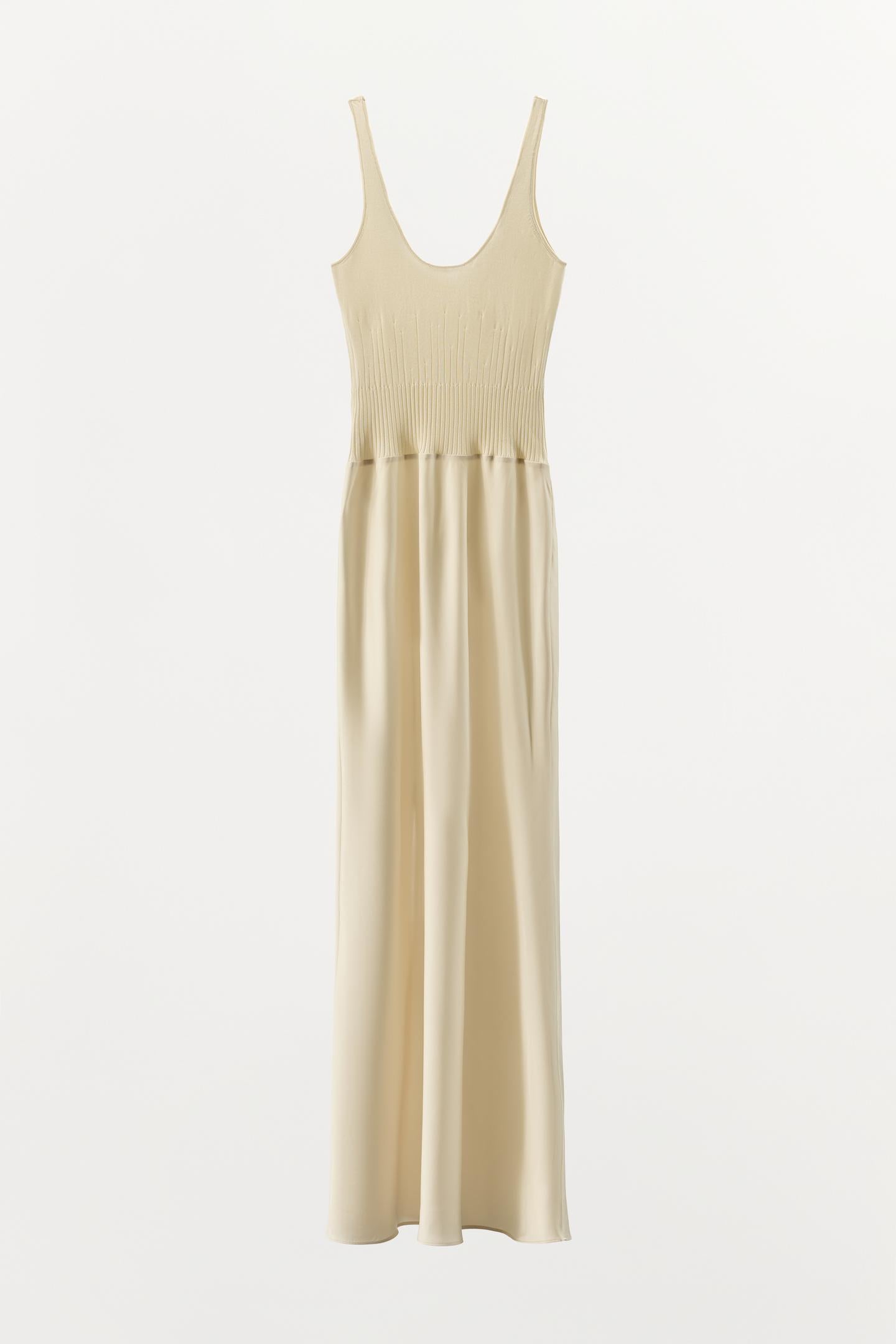 ROBE EN MAILLE BIMATIÈRE