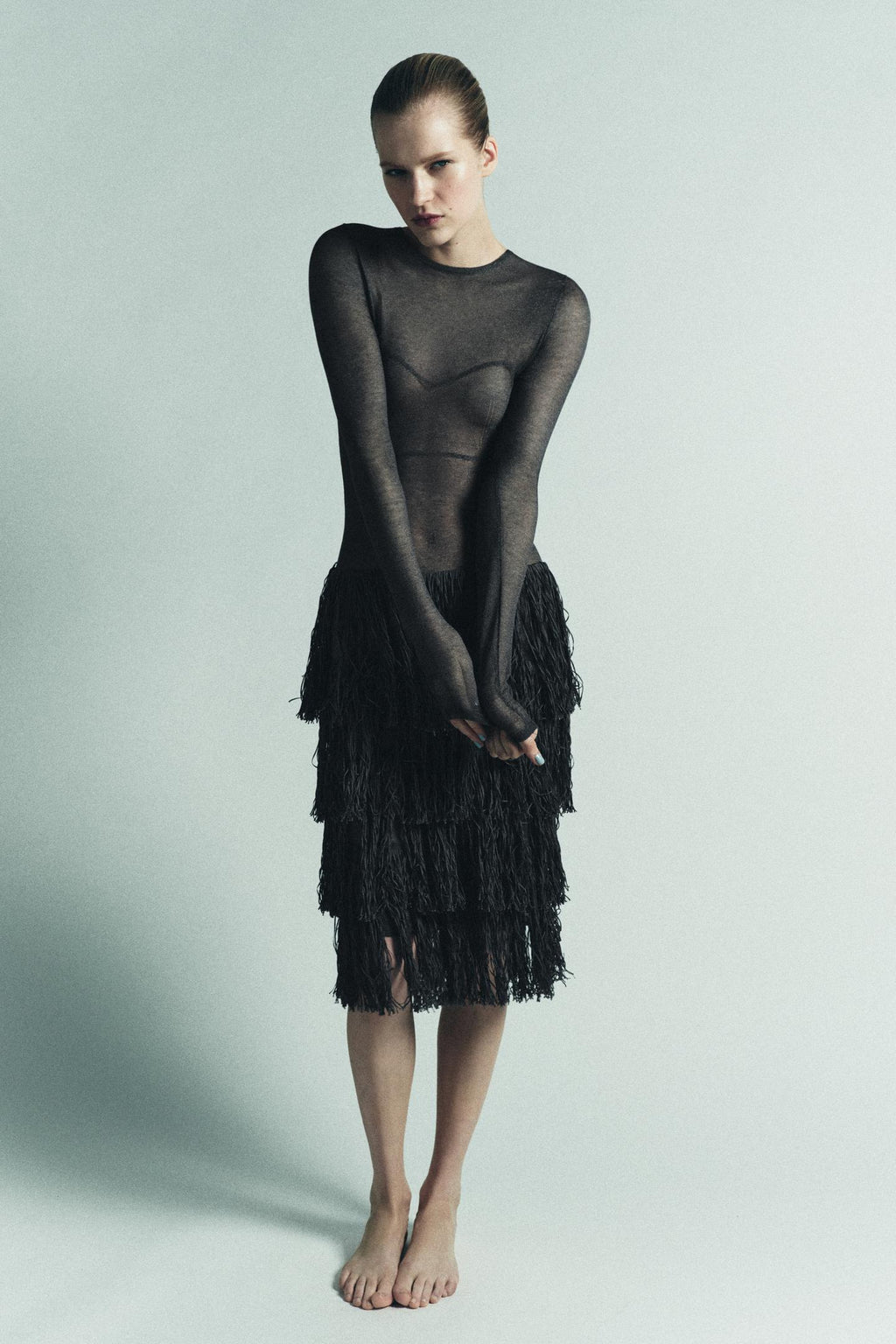 ROBE EN MAILLE FIL MÉTALLISÉ FRANGES