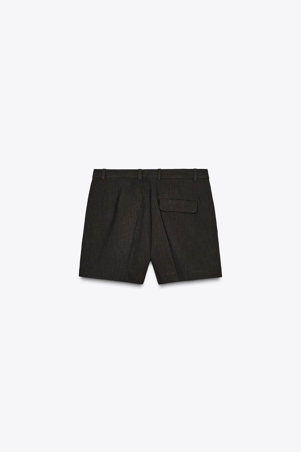 BERMUDA MIT FRONTFALTEN UND HOHER TAILLE