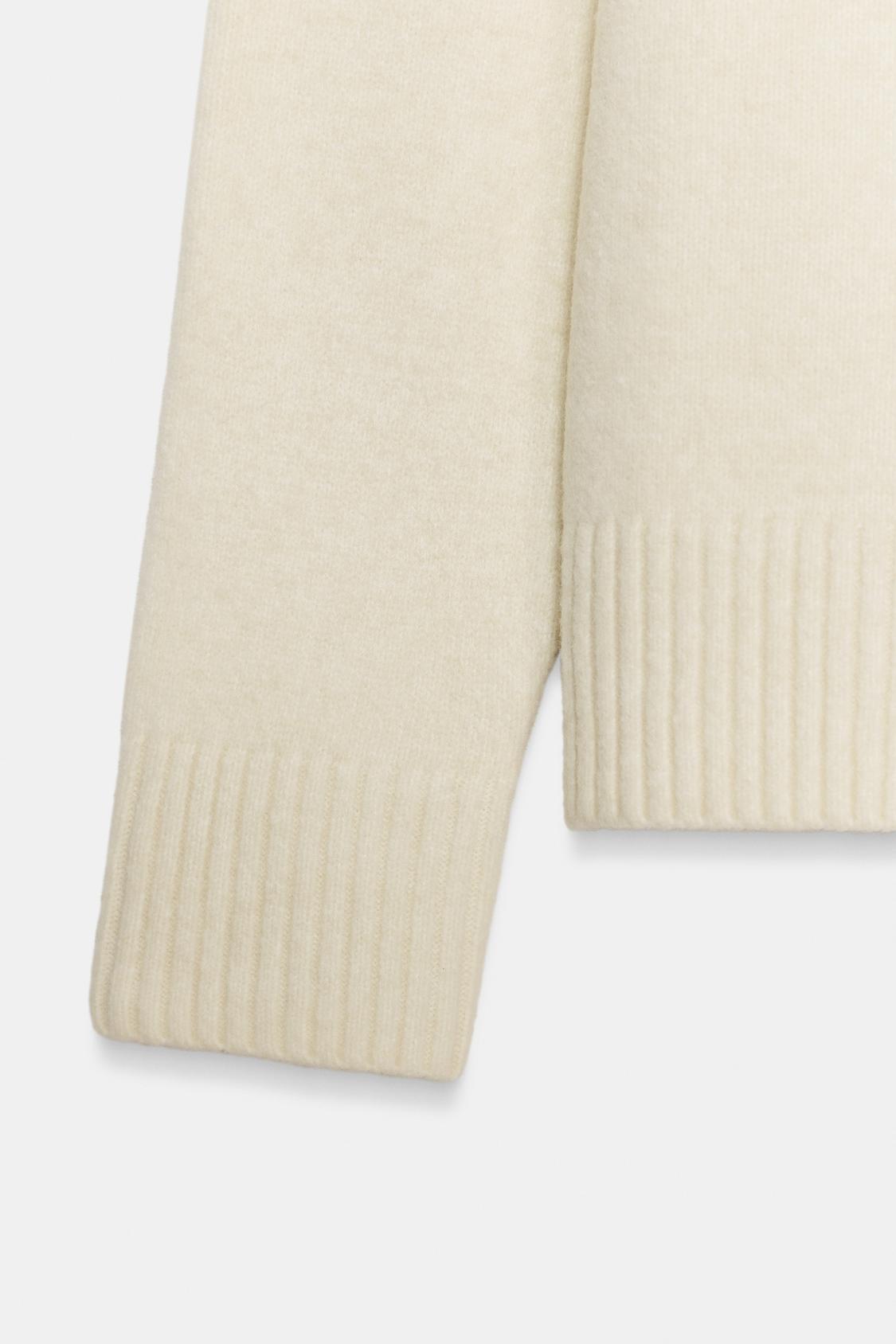 PULL EN MAILLE UNIE