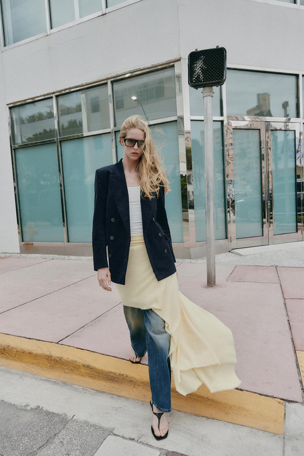 BLAZER EN VELOURS CÔTELÉ ET ÉPAULETTES EZ SIGNATURE