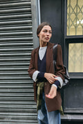 VESTE À MANCHES RETROUSSÉES ET POIGNETS IMPRIMÉS