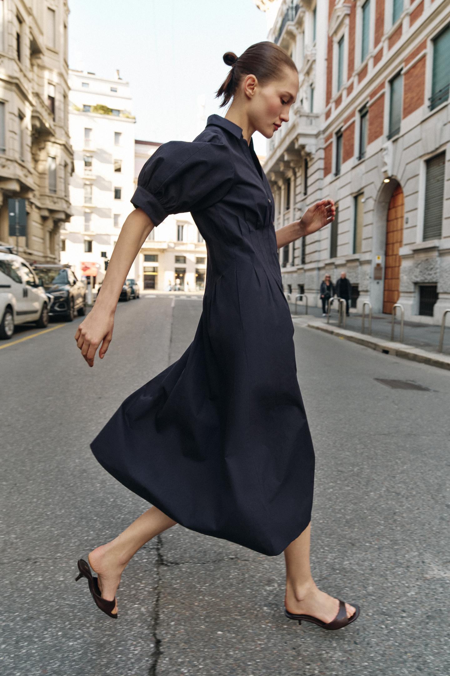 ROBE MI-LONGUE EN POPELINE À MANCHES BOUFFANTES