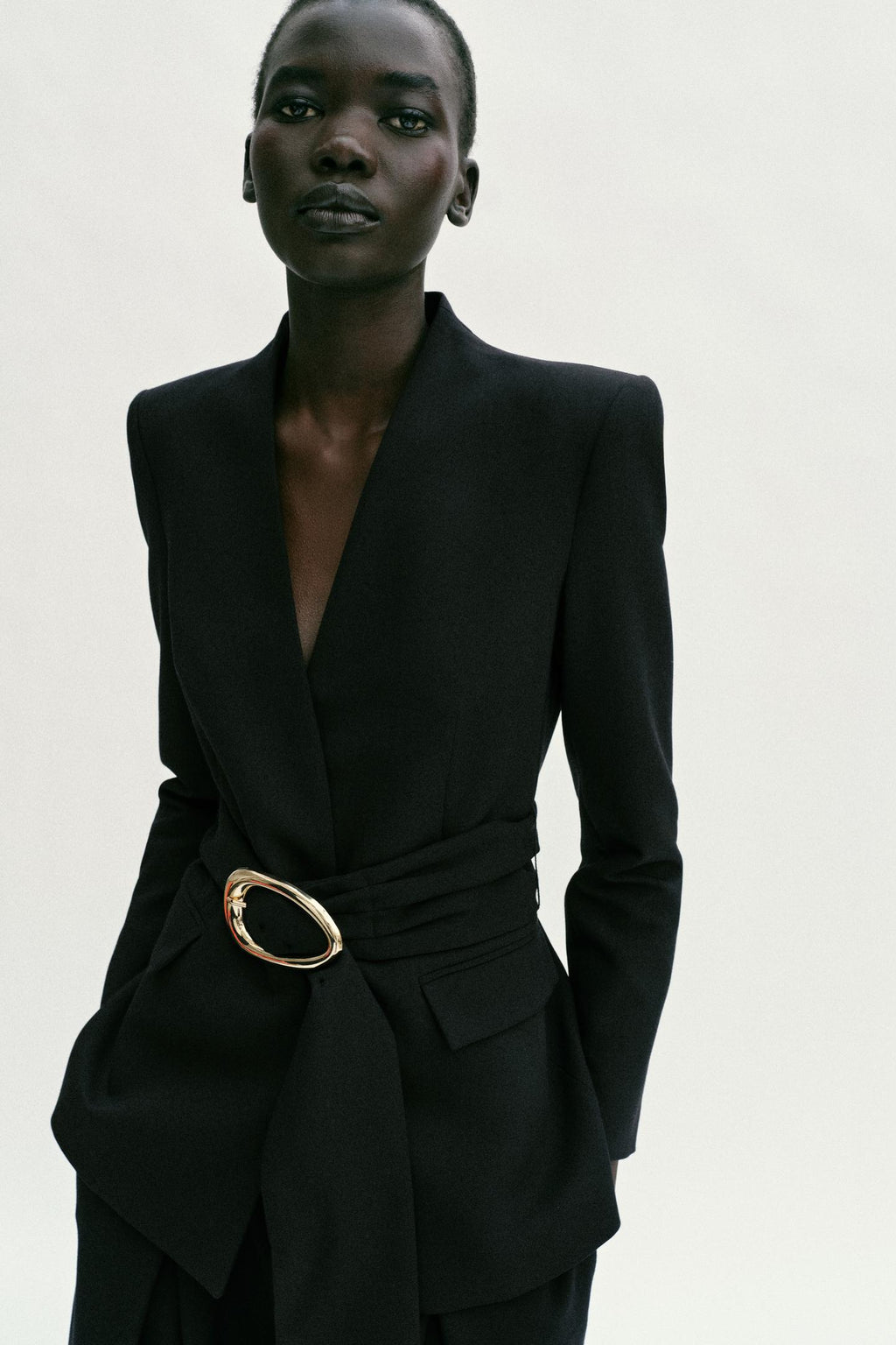 BLAZER CEINTURE BOUCLE DORÉE ENSEMBLE EZ SIGNATURE