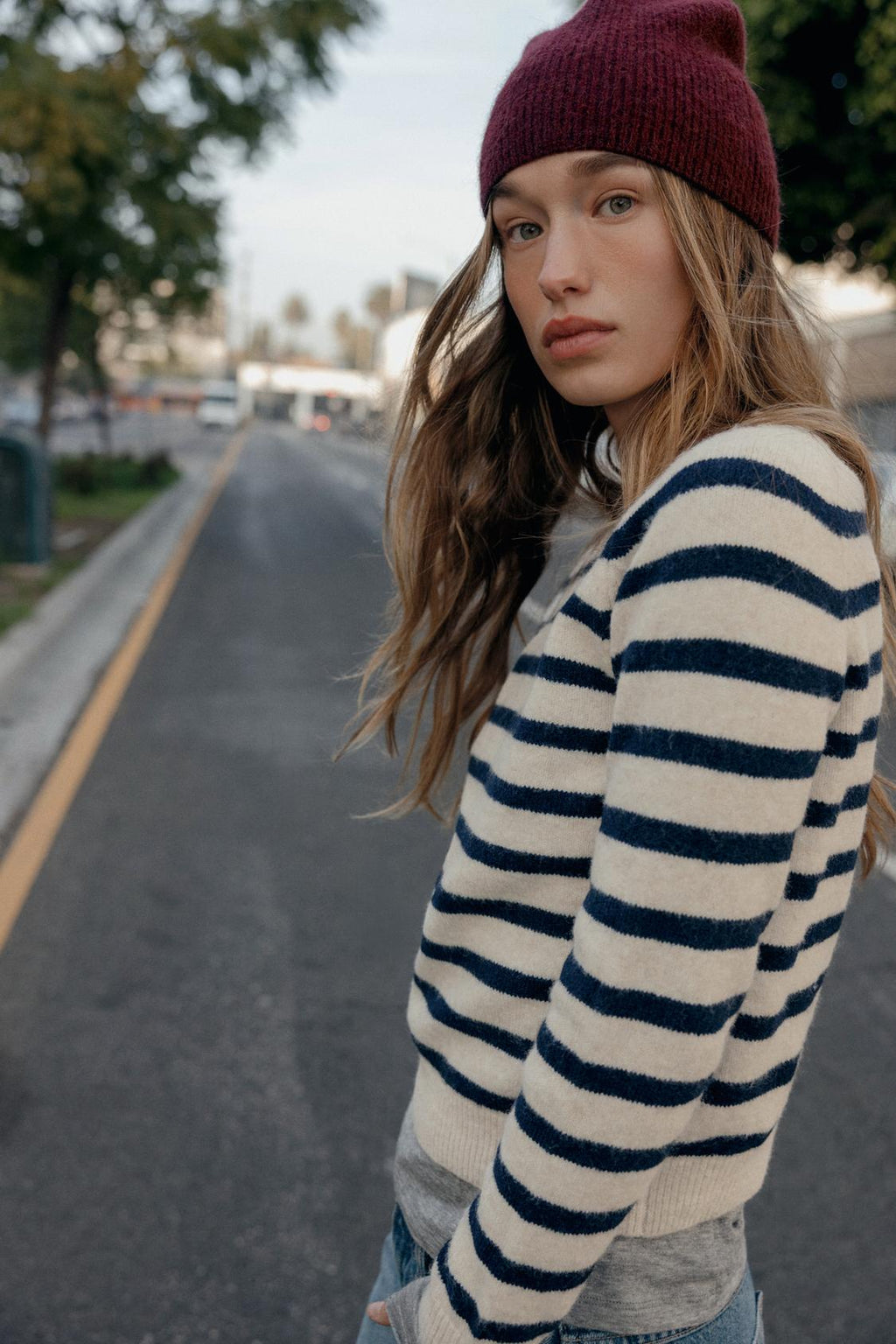 PULL EN MAILLE À RAYURES