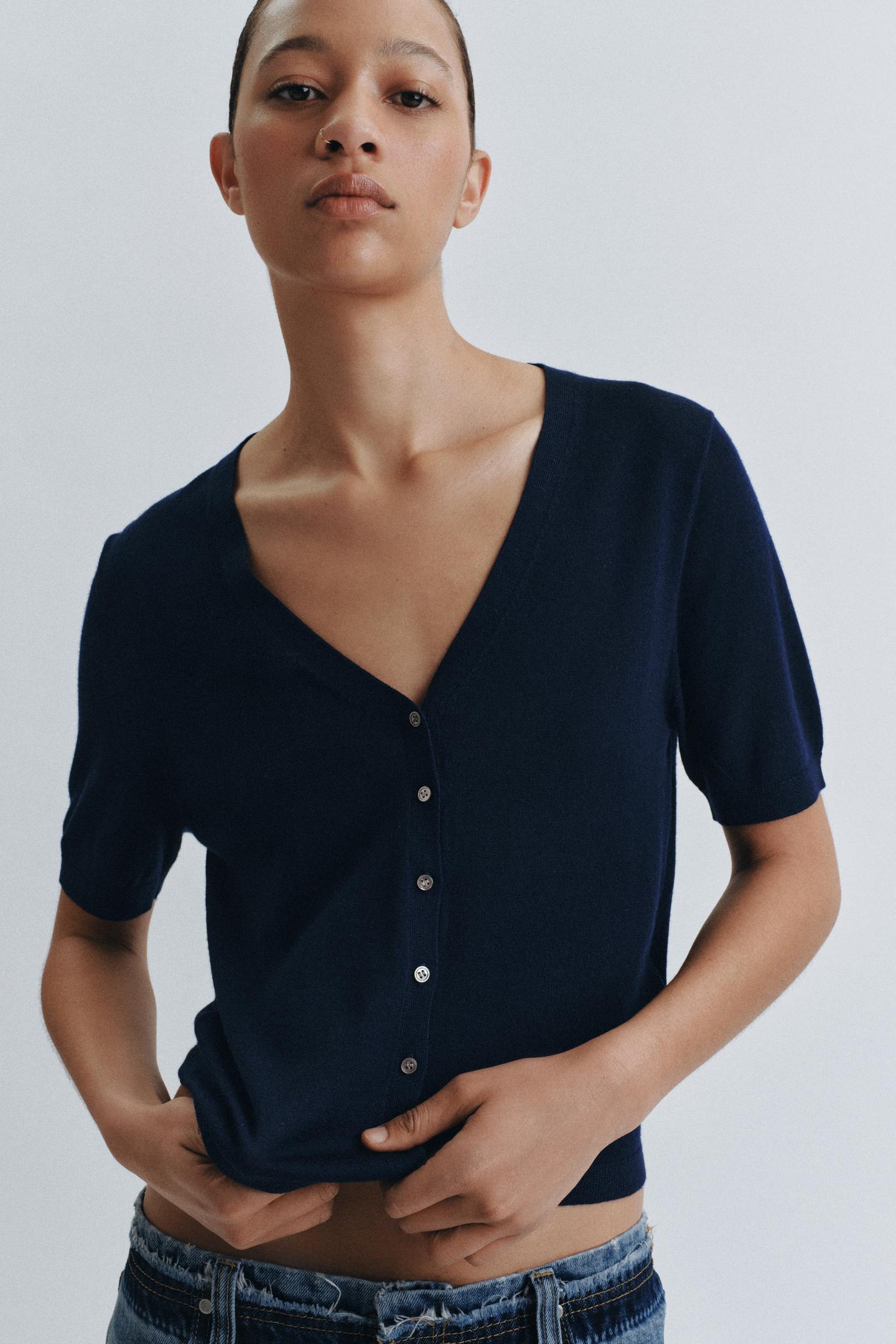 GILET 100% LAINE EXTRAFINE MANCHES COURTES