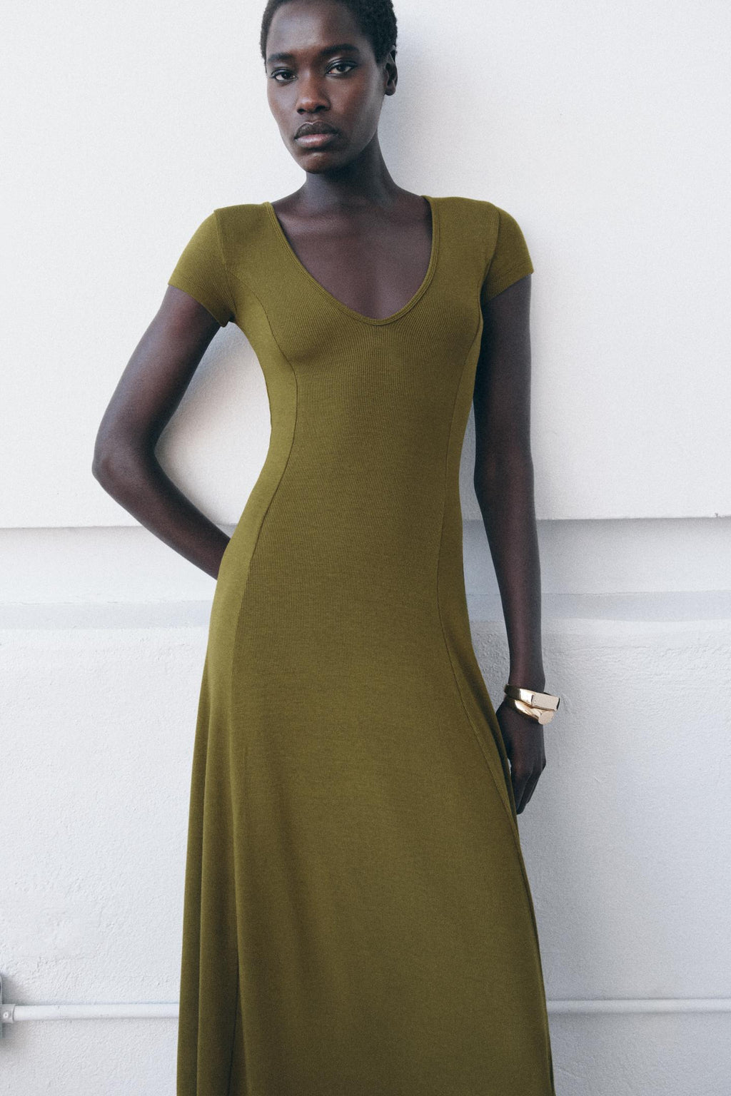 ROBE LONGUE CÔTELÉE