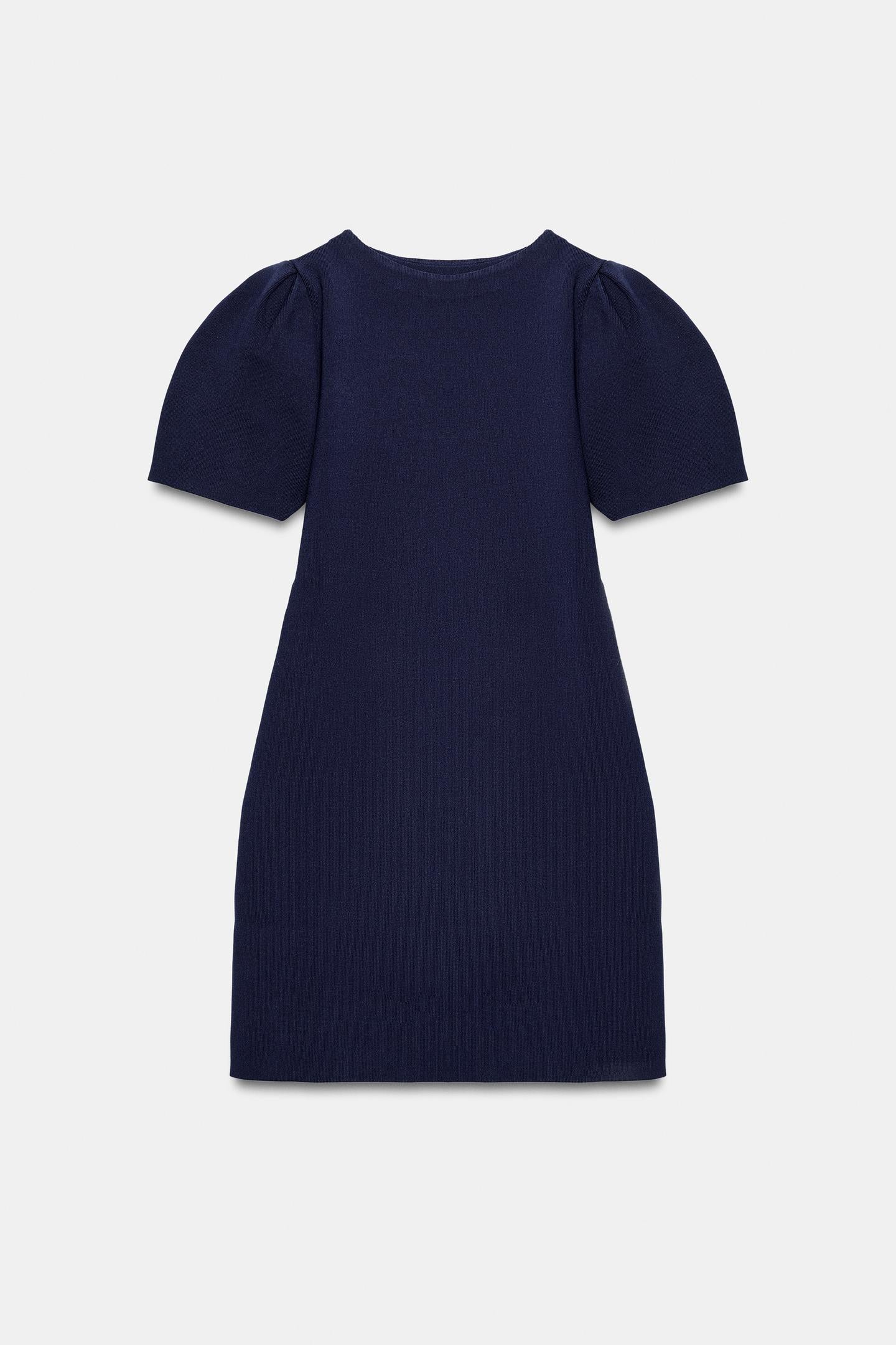 ROBE COURTE EN MAILLE À MANCHES BOUFFANTES