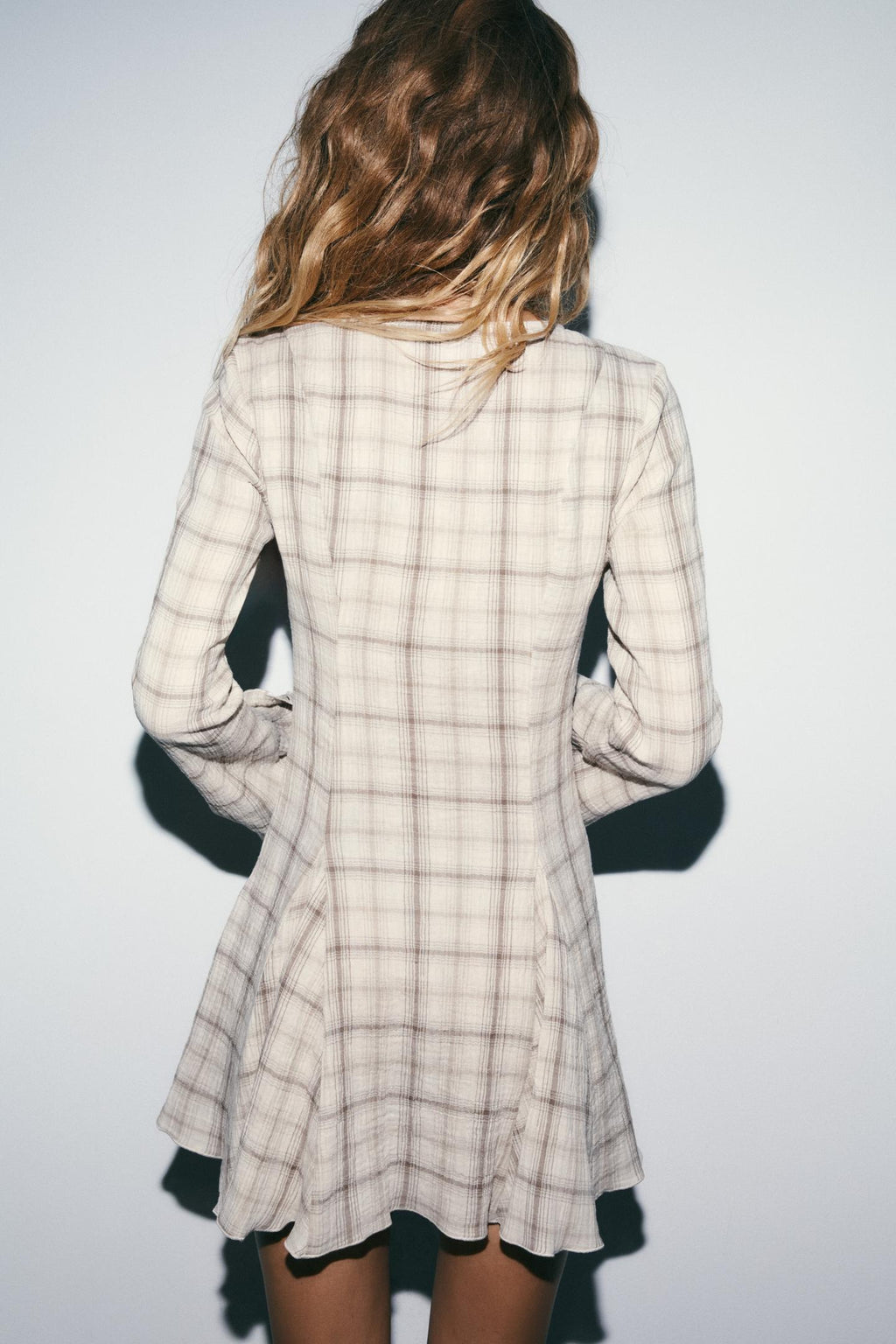 ROBE COURTE À CARREAUX