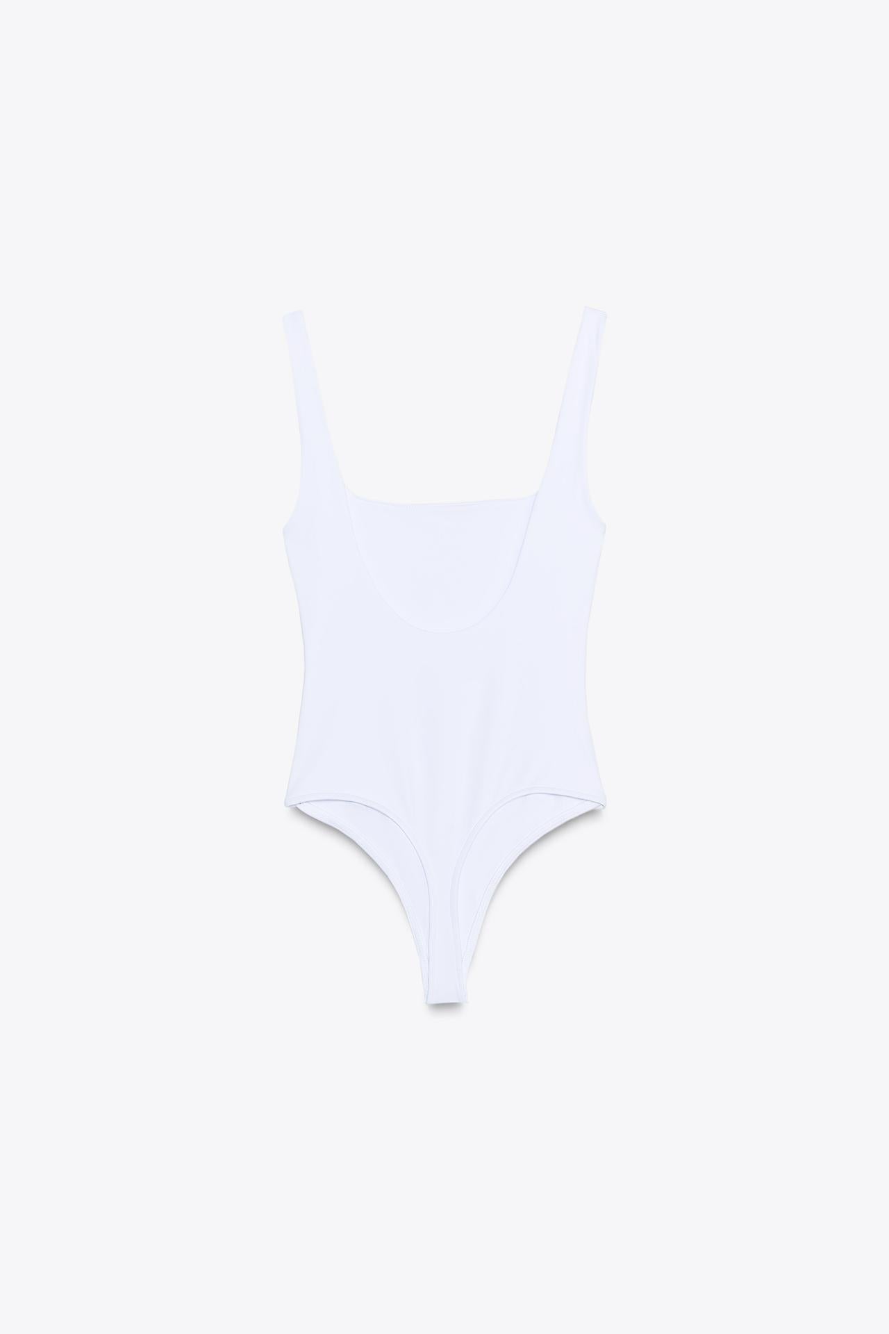 BODY PURE WEISS MIT BREITEN TRÄGERN