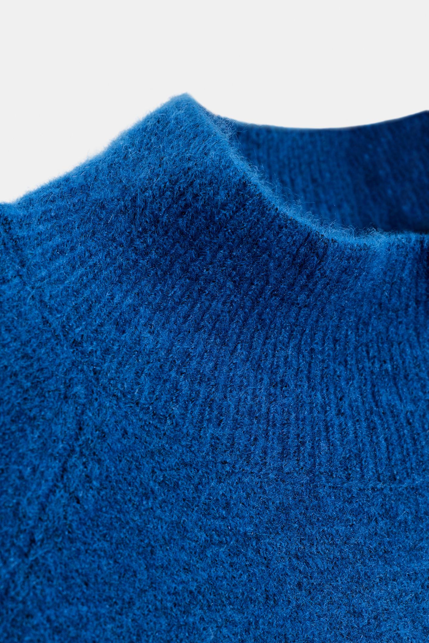 PULL EN MAILLE À MANCHES LARGES
