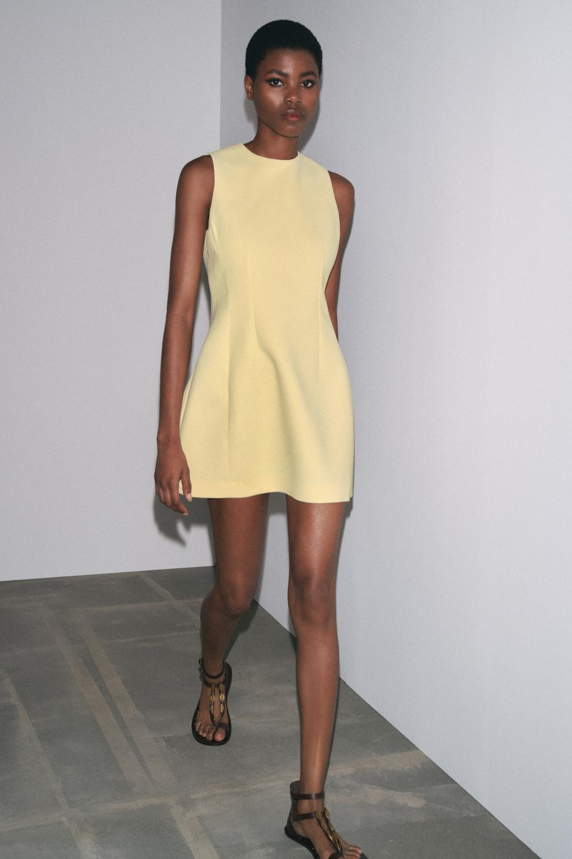 EZ COLLECTION KURZKLEID MIT VOLUMEN-EFFEKT