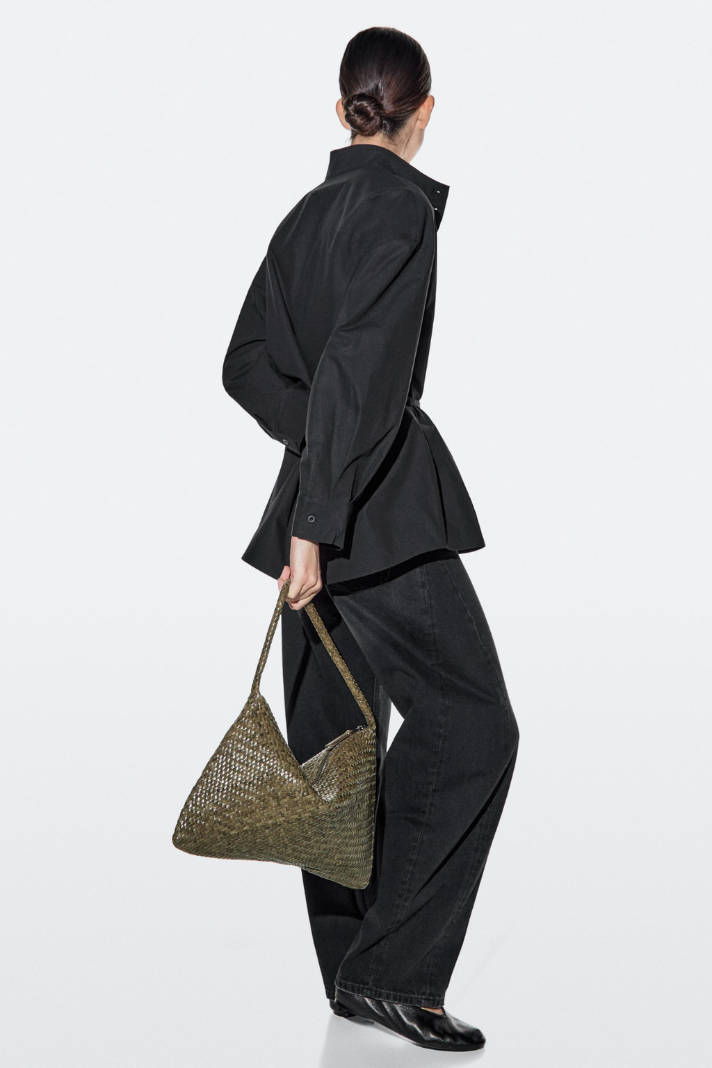SAC À BANDOULIÈRE EN CUIR TRESSÉ