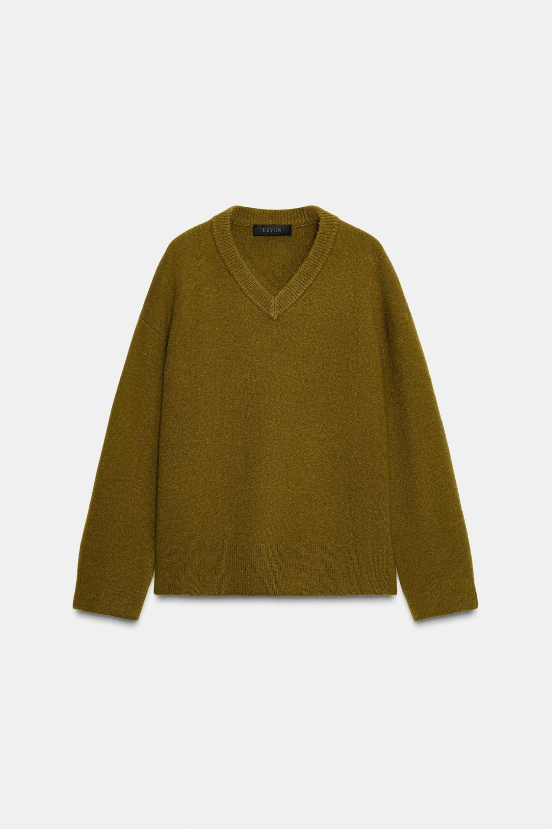 PULL EN MAILLE UNIE COL EN V