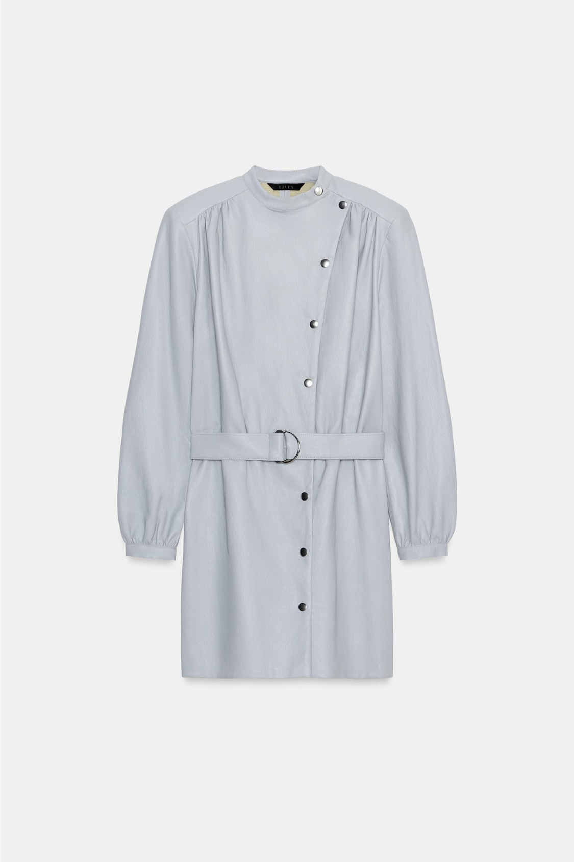 ROBE COURTE MATIÈRE SYNTHÉTIQUE AVEC CEINTURE