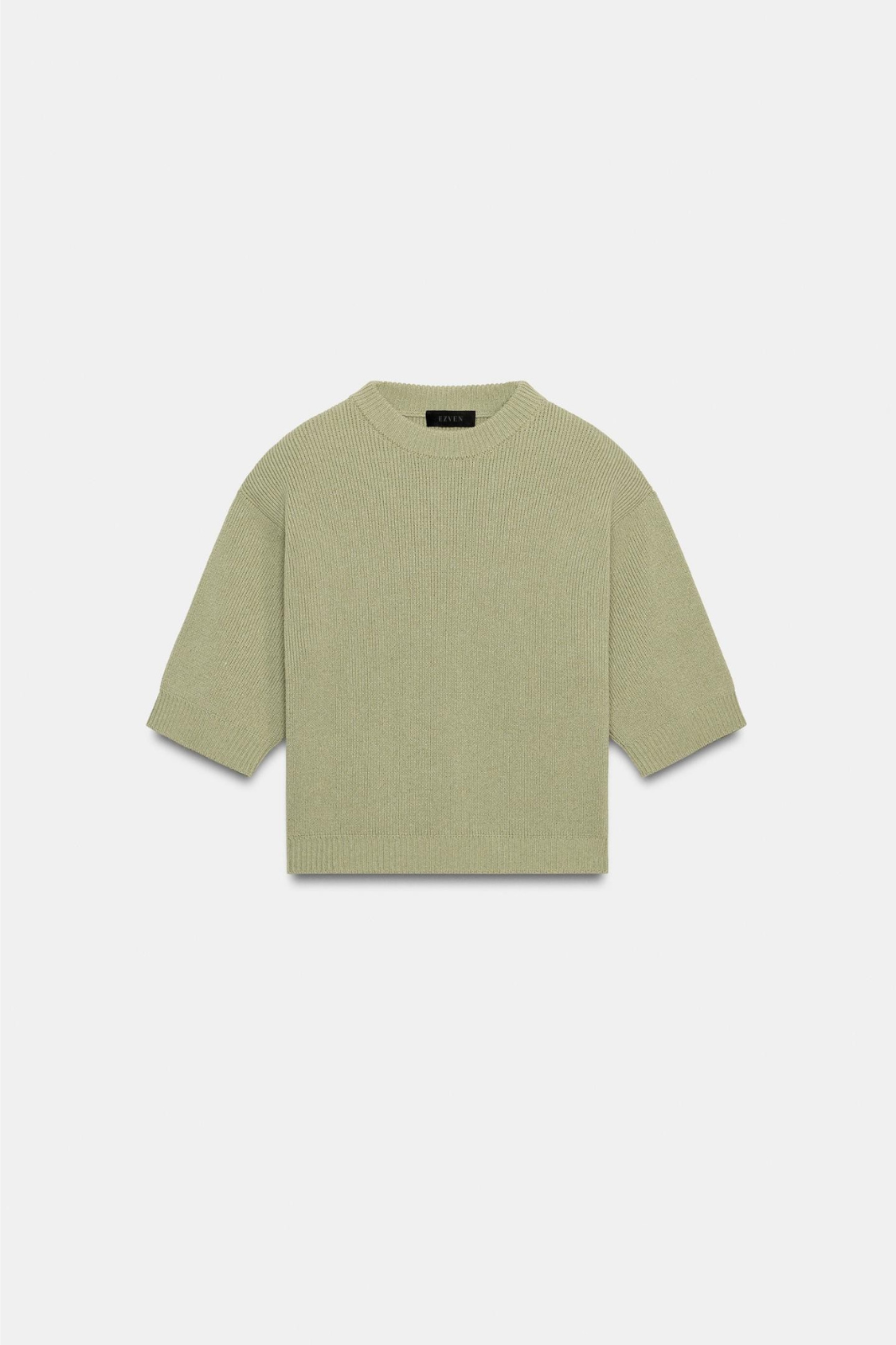 PULL EN MAILLE AVEC ÉPAULETTES